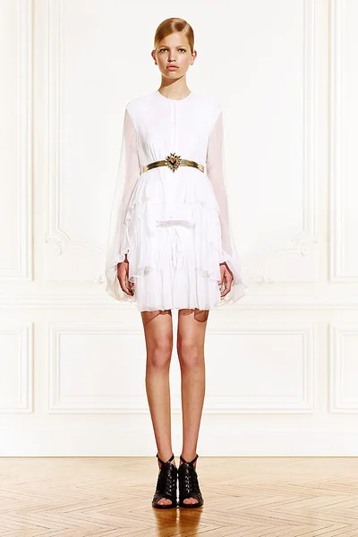 Look 18